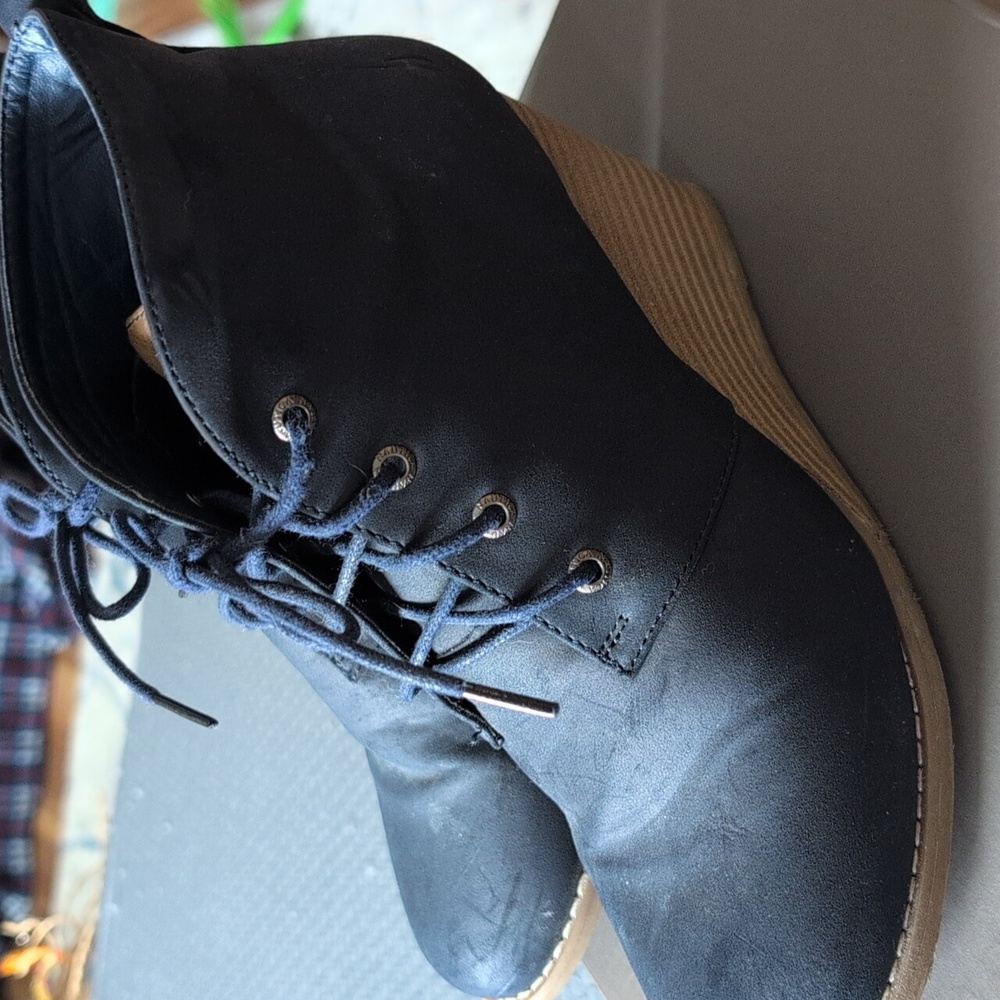 Nautica Navy Wedge Boots Women’s Size 9